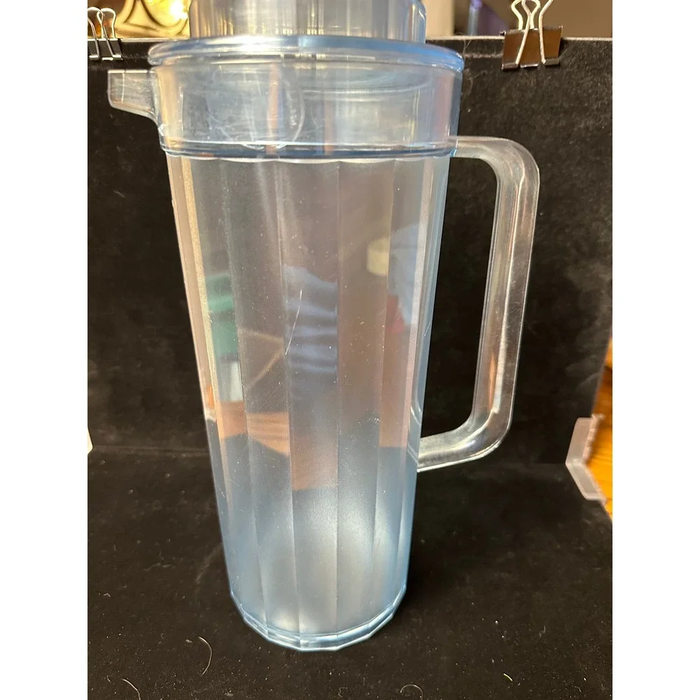 Tupperware Impressions 2 Quart Pitcher Ice Blue Translucent with Lid and Stirrer